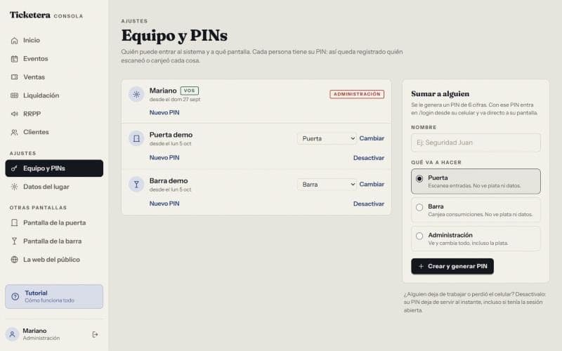 La sección Equipo y PINs de la consola