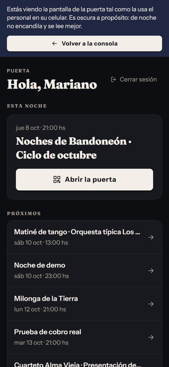 La pantalla de la puerta vista desde la administración, con el aviso y el botón para volver